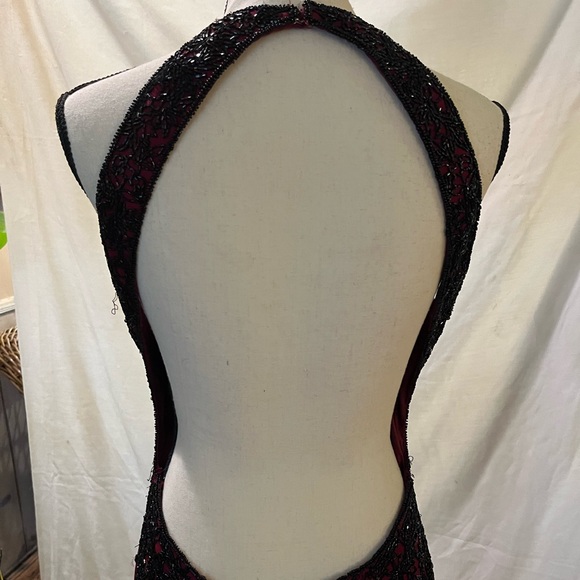 Vintage Gothic 🥀 red SILK gown with heavy black beading - Picture 5 of 16